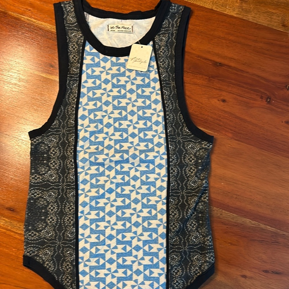 FREE PEOPLE WOMENS TANK NWT